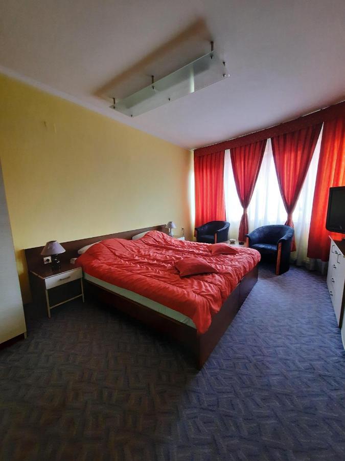 Motel Tiron Kakanj Bagian luar foto