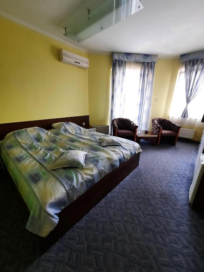 Motel Tiron Kakanj Bagian luar foto