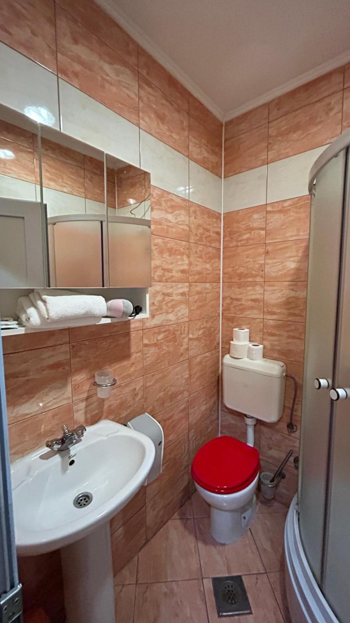 Motel Tiron Kakanj Bagian luar foto